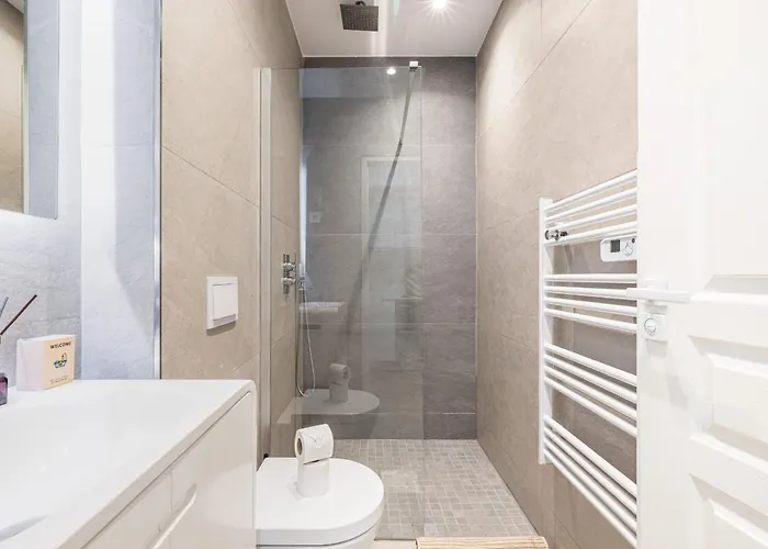 60 Herold - Magnifique - Terrasse - Climatise Apartment Nizza